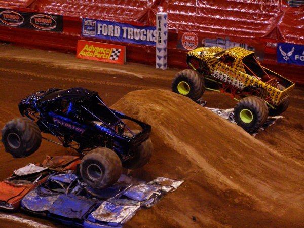 Monster Jam ⋆ Hartford Has It