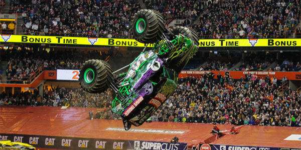 Max d deals big air