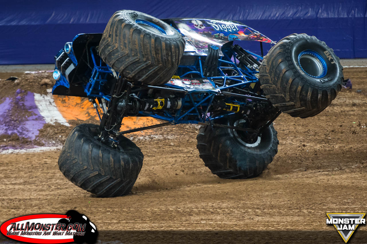 st-louis-monster-jam-2-2016-138