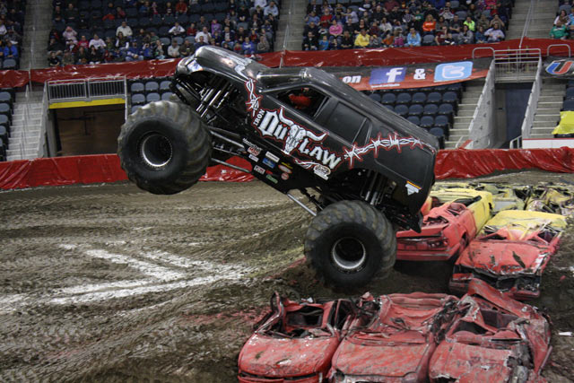 Monster trucks ford center evansville indiana #10