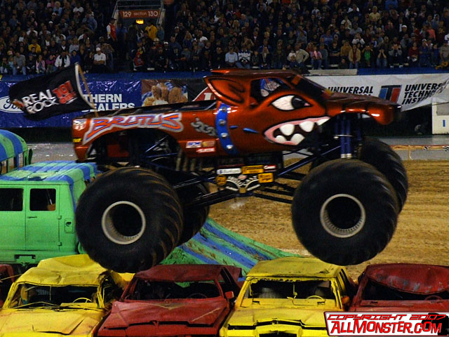 Monster Jam is Coming to Orlando! 👾🚚