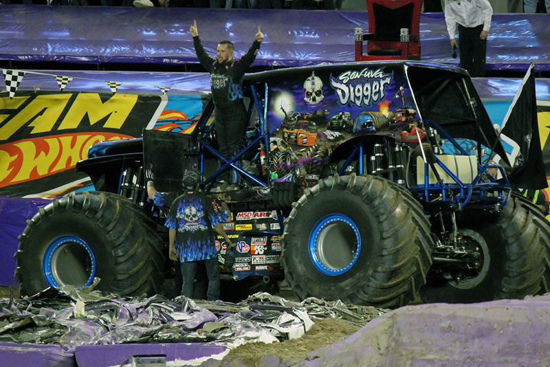 Monster Jam Trucks to Make Free Appearances Around Orlando on January 24,  2014 #monsterjam - CitySurfing Orlando