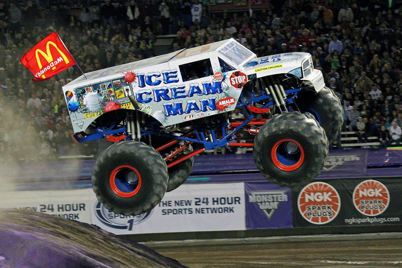 Monster Jam Trucks to Make Free Appearances Around Orlando on January 24,  2014 #monsterjam - CitySurfing Orlando