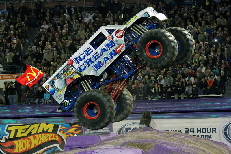 Monster Jam Trucks to Make Free Appearances Around Orlando on January 24,  2014 #monsterjam - CitySurfing Orlando