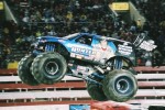 Bounty Hunter wins Monster Jam World Finals 6 freestyle