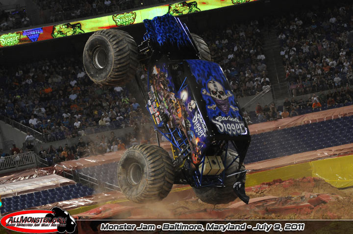 Monster Jam Rumbles into Baltimore, Relaxer